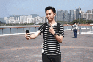 抖音上超火的手机抛飞上天视频是怎么拍的?